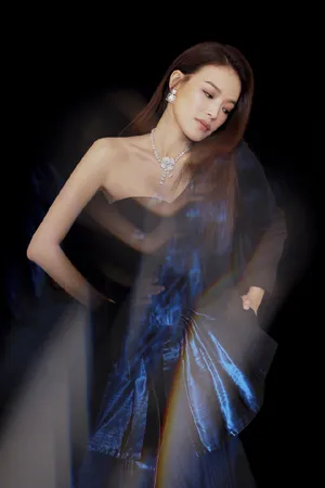 舒淇抹胸性感时尚写真图片_4