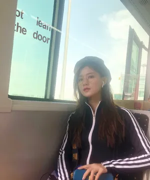 陈意涵清新俏皮写真图片_1