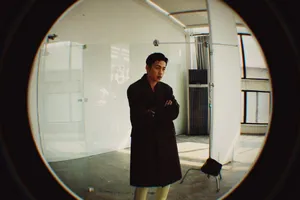 李鸿其VogueMe帅气花絮照图片_4