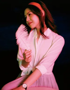 陈妍希性感封面大片写真图片_2