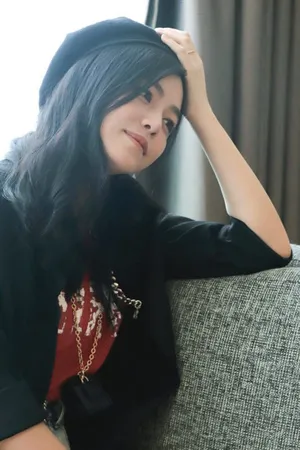 陈妍希甜美养眼时尚写真图片_4