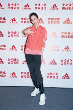 张钧甯运动风活力照图片_8