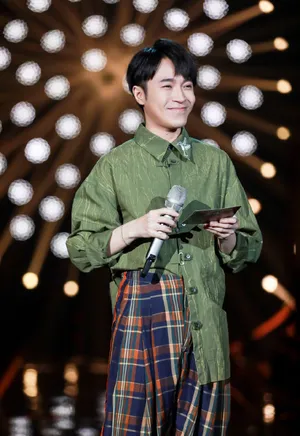 吴青峰《歌手2019》剧照图片_2