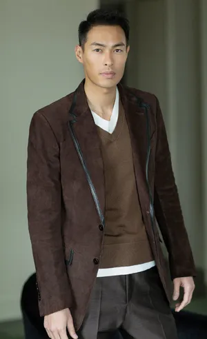 杨佑宁帅气有型活动写真图片_7