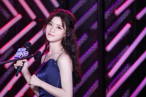 陈意涵清新秀丽舞台照图片_7