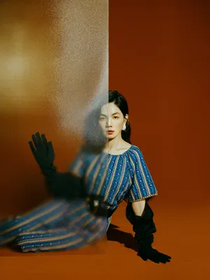Ella陈嘉桦复古文艺杂志写真图片_3