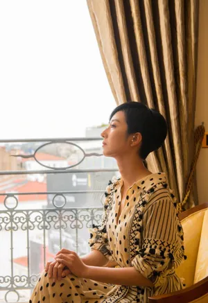 桂纶镁文艺个性写真图片_3