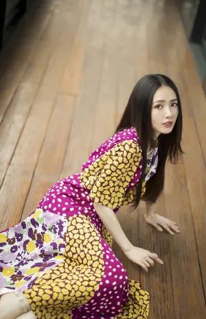 郭碧婷气质养眼夏日写真图片_3