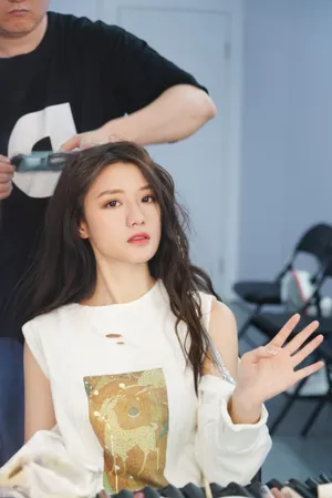陈意涵甜美乖巧写真图片_3