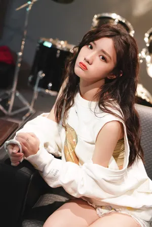 陈意涵甜美乖巧写真图片_6