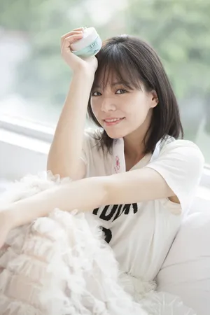 宋芸桦图片
