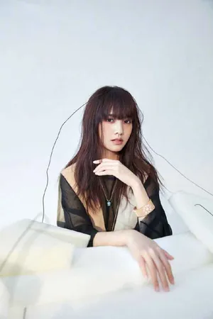 杨丞琳性感开年封面写真图片_5