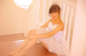 演员文淇芭蕾舞裙性感写真图片_4