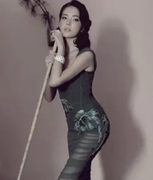许玮甯混血复古魅力写真图片_7