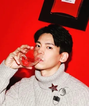 林柏宏帅气活动照图片_7