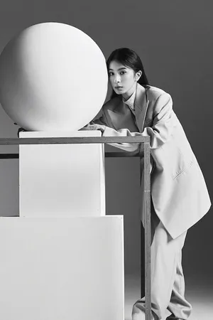 田馥甄新年特刊黑白质感写真图片_5