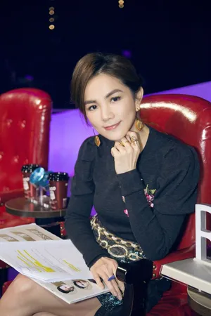 陈嘉桦ella录制节目少女感十足高清图片_2