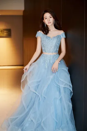 陈语安抹胸吊带裙美艳活动写真图片  陈语安图片_7