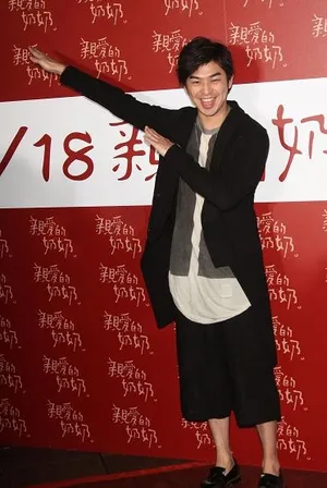 陈柏霖林依晨再度合体 为导演瞿友站台_3