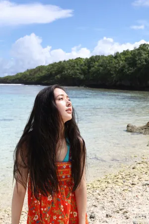 郭碧婷吊带裙海边清凉写真图片  郭碧婷图片_4