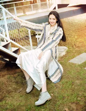 郭碧婷温婉淡妆写真眼神魅惑_4