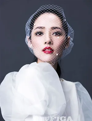 郭碧婷全新费加罗写真图片 妹花女神高贵浪漫_3