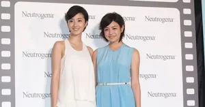 桂纶镁陈妍希同台亮相 暗自斗美比清纯_11