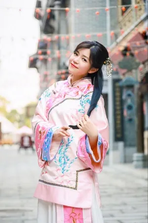 《我们来了第二季》陈妍希古装剧照图片_5