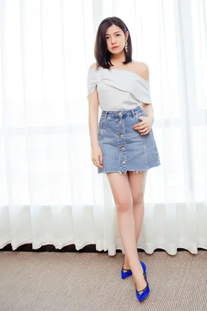 陈妍希小露香肩性感迷人写真图片_5
