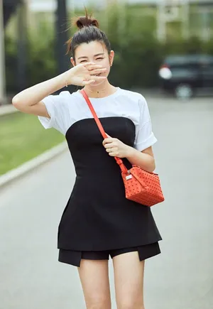 陈妍希清纯可爱图片第1张