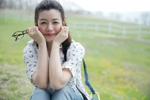 陈妍希清新甜美日本街拍图片_3