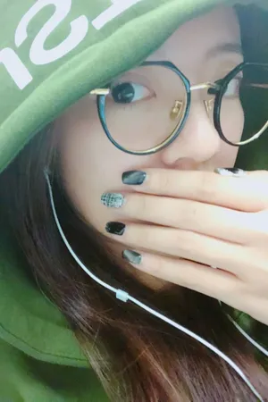 安以轩甜美自拍图片 安以轩图片_1