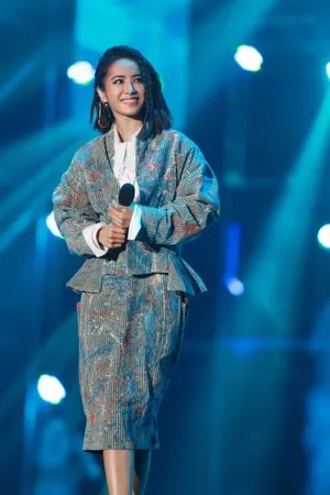 蔡依林舞台性感迷人高清图片_4