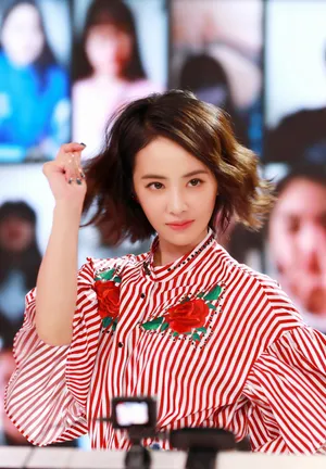 蔡依林《我想和你唱》高清性感图片_3