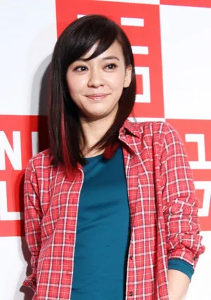 陈柏霖陈意涵时尚代言 演绎清新情侣_3