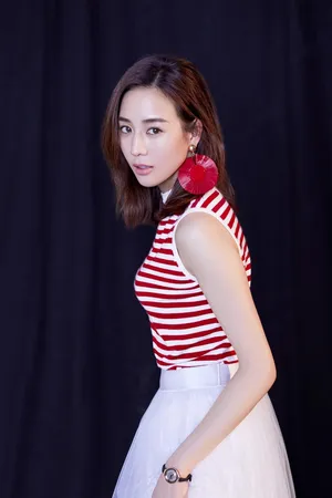 张钧甯随性魅力时尚写真图片_1