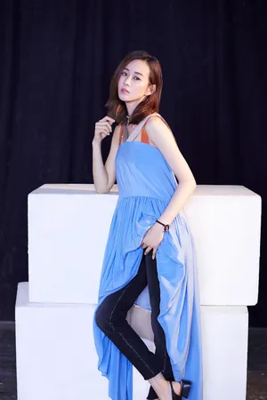 张钧甯随性魅力时尚写真图片_12