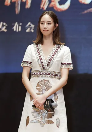 张钧甯古典素雅活动照高清图片_8