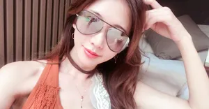 林志玲穿比基尼性感妩媚自拍图片_5