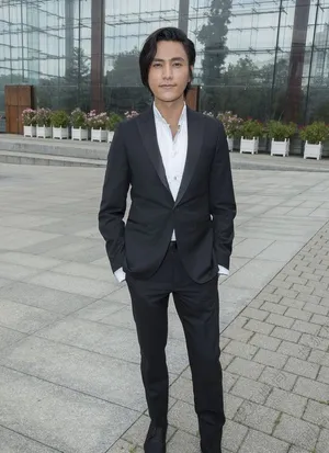 巴黎男装周五大男神 周渝民陈坤绅士坐镇_4