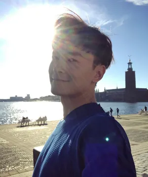 郑元畅帅气生活照图片_2