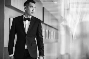 杨祐宁复古西装绅士迷人写真图片_3