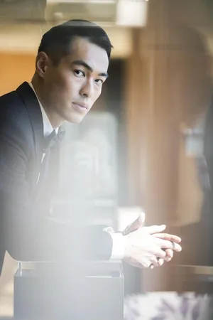 杨祐宁复古西装绅士迷人写真图片_6