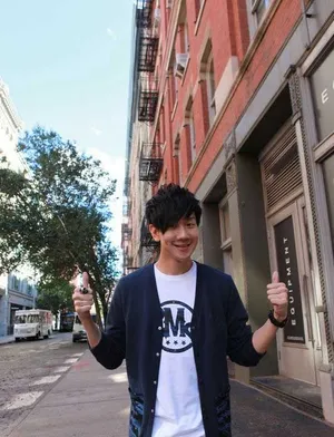 JJ林俊杰受邀参加纽约时装周图片