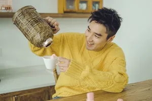 赵又廷休闲温暖随性写真图片_5