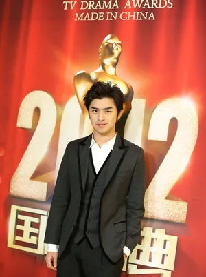 陈柏霖亮相国剧盛典受粉丝热捧图片_7