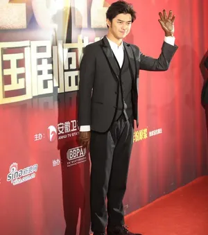 陈柏霖亮相国剧盛典受粉丝热捧图片_8