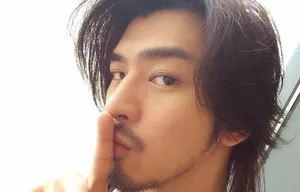 陈柏霖帅气自拍 堪称自拍界的范本_12