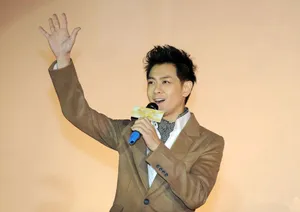 林志颖帅气亮相全面复出出席活动图片人气高涨谈Kimi_5