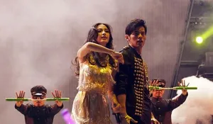 Angelababy助阵周杰伦演唱会图片 性感贴身热舞